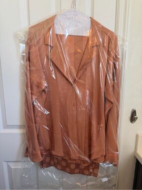 Victoria’s Secret Satin Pajama Set - Gold